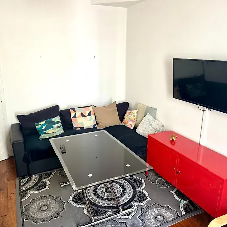 Sweet Doudeauville 4pax Apartment *