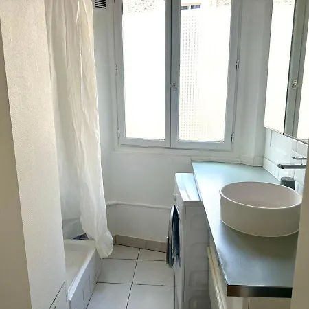 Sweet Doudeauville 4pax Apartment Paris